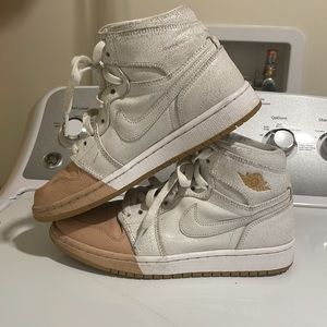 Air Jordan 1 Retro High WMNS Dipped Toe White Metallic Gold